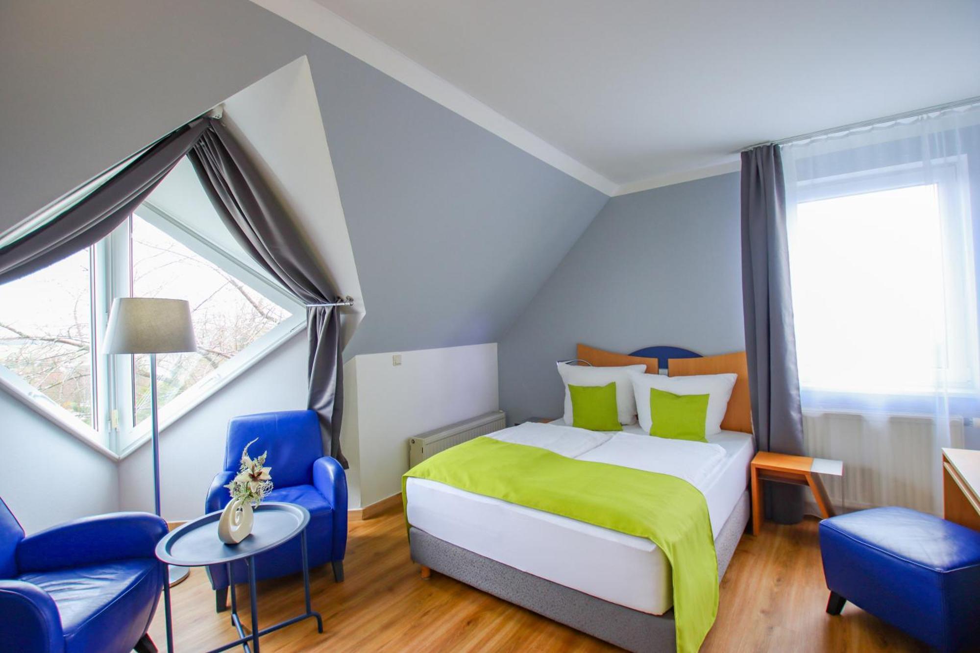 Inselhotel Kleiner Bodden Buschvitz Esterno foto