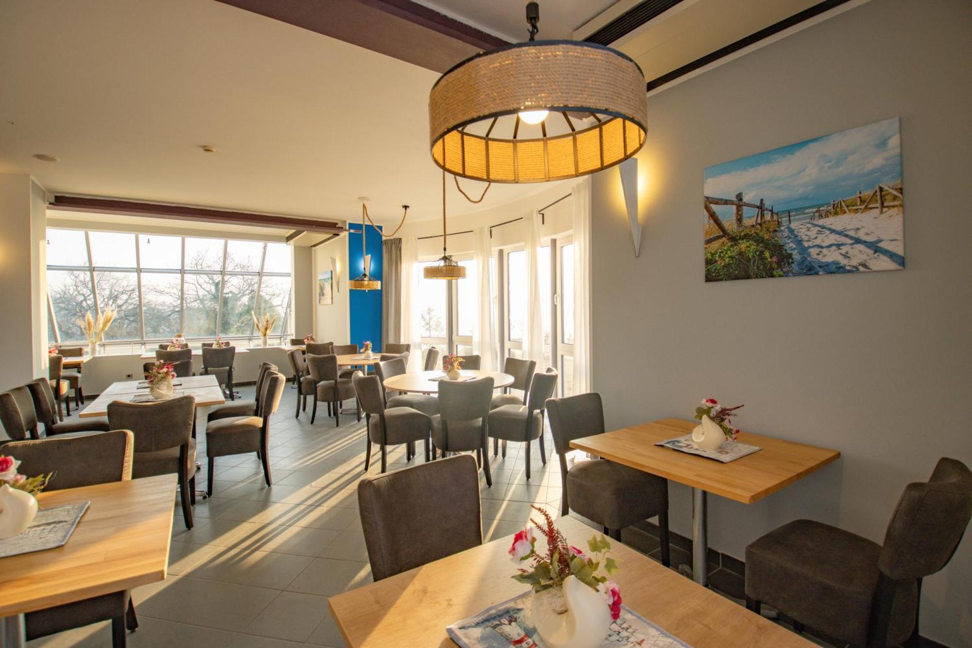 Inselhotel Kleiner Bodden Buschvitz Esterno foto